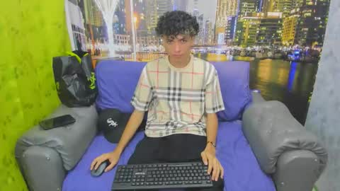 hot bunny online show from December 2025 01:29:02 PM