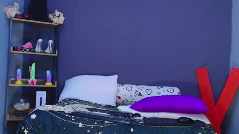 hot chocolate 4u online show from February 2025 06:19:01 PM