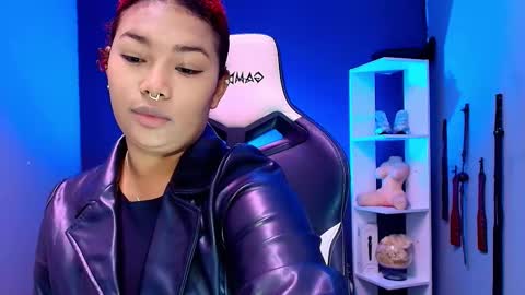 hot chocolate 4u online show from September 2025 12:07:01 PM