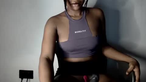 sonia  mis choco online show from November 2025 04:15:02 AM