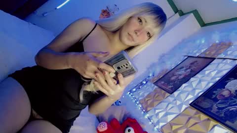 Snapshot of hot_claudia69 chatting on February 2025 03:04:02 AM its me CLAUDIA online show from February 2025 03:04:02 AM