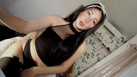 Snapshot of hot_claudia69 chatting on October 2025 04:00:02 AM its me CLAUDIA online show from October 2025 04:00:02 AM