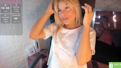 Snapshot of hot_cupid01 chatting on March 2026 10:53:02 AM Valery online show from March 2026 10:53:02 AM