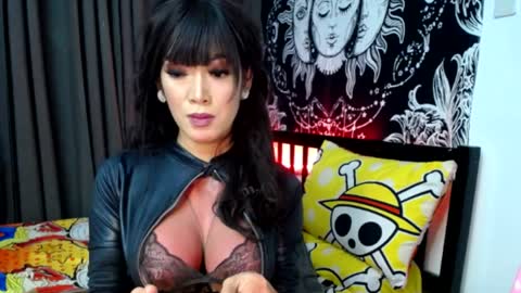 Snapshot of hot_jessica_cumx chatting on April 2026 06:00:02 AM Jessica Cumshow FOLLOW ME online show from April 2026 06:00:02 AM