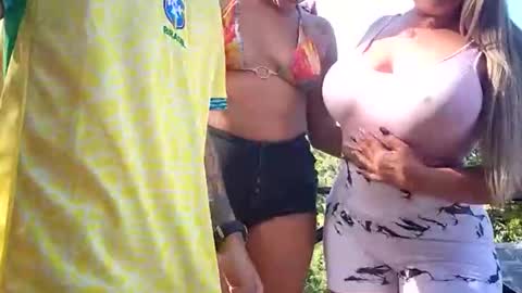 Snapshot of hot_kittens_xxx chatting on April 2026 01:24:02 PM kittens online show from April 2026 01:24:02 PM