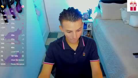 Alejandro online show from July 2026 10:28:01 AM