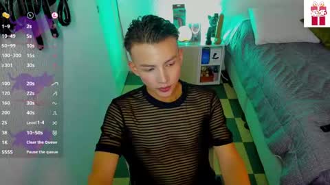 Alejandro online show from July 2026 10:12:01 PM