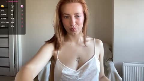 Lina online show from September 2025 06:27:02 AM