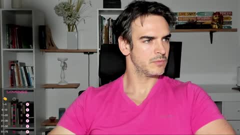 Martin online show from December 2024 10:10:01 PM