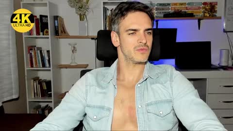 Martin online show from December 2024 07:16:02 PM