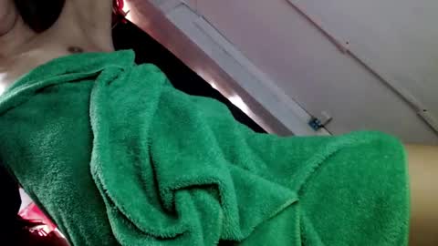 Snapshot of hot_moma69 chatting on April 2026 02:16:01 AM hot_moma69 online show from April 2026 02:16:01 AM