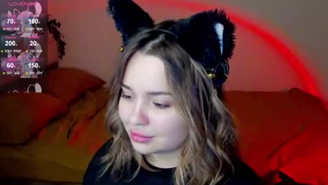 Snapshot of hot_moon_666 chatting on June 2026 04:53:01 PM Moon online show from June 2026 04:53:01 PM