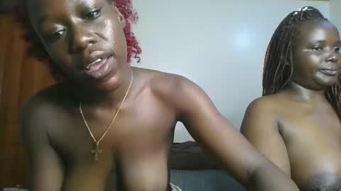 Snapshot of hot_petite1 chatting on February 2026 06:58:01 AM Hot petite online show from February 2026 06:58:01 AM