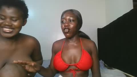 Snapshot of hot_petite1 chatting on April 2026 08:17:01 PM Hot petite online show from April 2026 08:17:01 PM