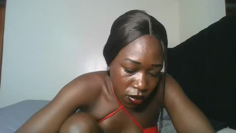 Snapshot of hot_petite1 chatting on April 2026 01:52:01 PM Hot petite online show from April 2026 01:52:01 PM