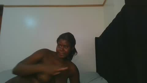 Snapshot of hot_petite1 chatting on April 2026 09:25:02 AM Hot petite online show from April 2026 09:25:02 AM
