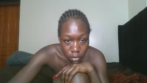 Snapshot of hot_petite1 chatting on April 2026 06:47:01 PM Hot petite online show from April 2026 06:47:01 PM
