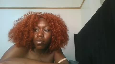 Snapshot of hot_petite1 chatting on April 2026 11:18:02 PM Hot petite online show from April 2026 11:18:02 PM