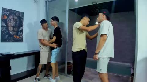 Vanesa Oliver and Andrew online show from September 2025 11:18:01 PM