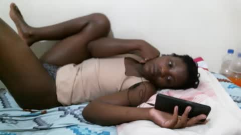 Snapshot of hot_shannia chatting on November 2025 06:30:01 PM hot_shannia online show from November 2025 06:30:01 PM