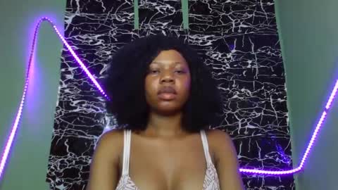 Snapshot of hot_stellaa chatting on January 2025 11:08:01 PM Stella online show from January 2025 11:08:01 PM