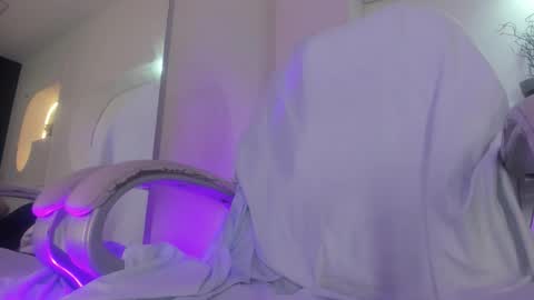 Valery online show from November 2025 08:20:01 PM