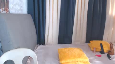 hot_wildmicka69xxx online show from January 2026 07:01:02 AM