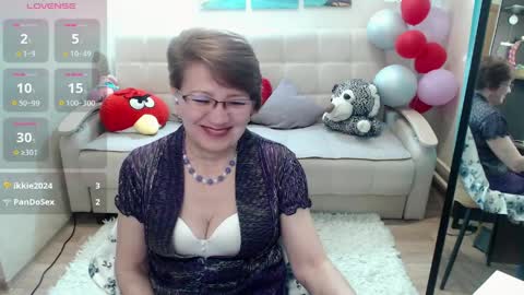 Snapshot of hot_woman04 chatting on April 2026 06:39:01 PM Sofia online show from April 2026 06:39:01 PM