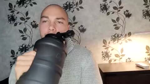 Kristiyan online show from April 2026 08:50:01 PM