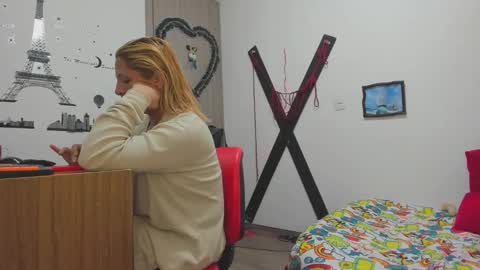 hotandfierylatinos online show from February 2025 02:14:02 PM