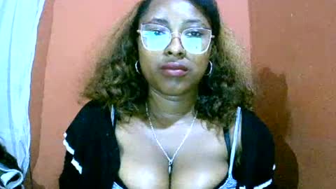 Snapshot of hotarian1 chatting on June 2026 04:11:01 AM hotarian1 online show from June 2026 04:11:01 AM