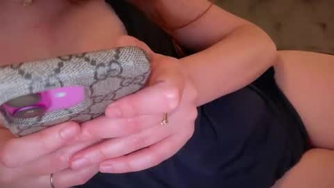 Ember online show from December 2025 05:05:01 AM