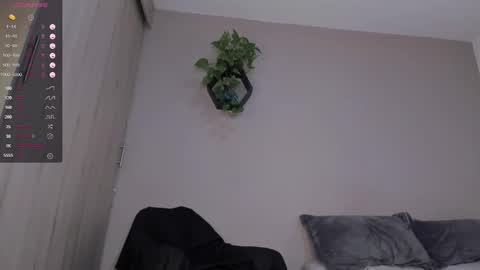 Snapshot of hotay_ chatting on December 2024 03:56:02 AM Andrew xdres08 online show from December 2024 03:56:02 AM