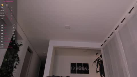 Snapshot of hotay_ chatting on October 2025 12:05:02 AM Andrew xdres08 online show from October 2025 12:05:02 AM