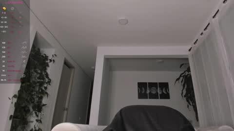 Snapshot of hotay_ chatting on October 2025 12:33:01 AM Andrew xdres08 online show from October 2025 12:33:01 AM