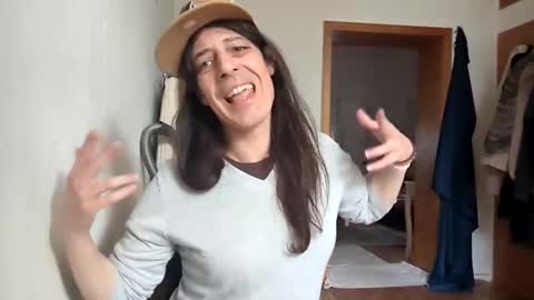 Betty Bellucci online show from October 2025 08:46:01 AM