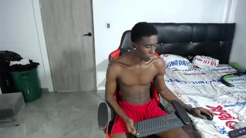 Snapshot of hotblacks07 chatting on April 2026 04:20:01 PM rivas online show from April 2026 04:20:01 PM