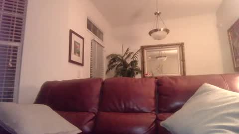 hotblondemilf1962 online show from January 2025 10:17:01 AM