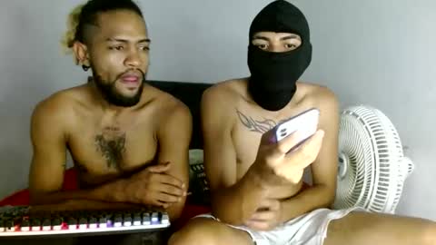Snapshot of hotbody22_ chatting on May 2026 09:10:02 PM hotbody22_ online show from May 2026 09:10:02 PM