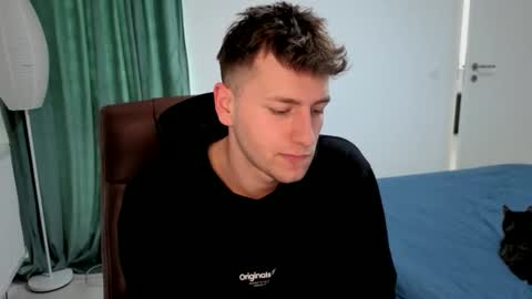 Snapshot of hotboyshorny chatting on March 2026 09:02:02 AM Hotboyshorny online show from March 2026 09:02:02 AM