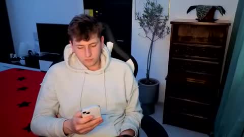 Snapshot of hotboyshorny chatting on April 2026 08:17:01 AM Hotboyshorny online show from April 2026 08:17:01 AM