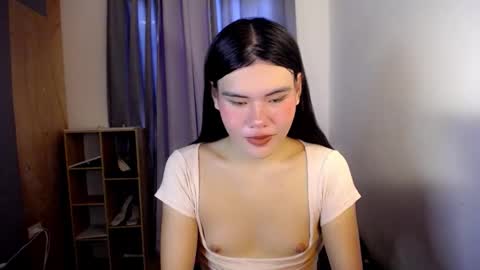 Snapshot of hotbunnyrainx chatting on November 2025 02:22:02 AM rain online show from November 2025 02:22:02 AM