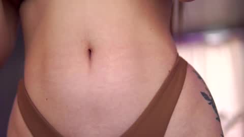 Snapshot of hotbustybabex chatting on September 2025 06:39:01 AM Anais online show from September 2025 06:39:01 AM