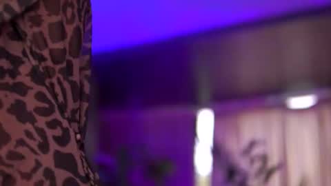 Snapshot of hotbustybabex chatting on September 2025 06:29:01 AM Anais online show from September 2025 06:29:01 AM