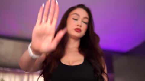 Snapshot of hotbustybabex chatting on November 2025 09:15:01 AM Anais online show from November 2025 09:15:01 AM