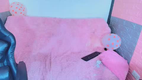 Snapshot of hotcakes_uwu chatting on March 2026 08:26:33 AM Hotcakes online show from March 2026 08:26:33 AM