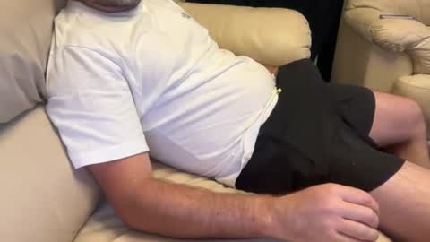 Snapshot of hotdadinshower chatting on July 2026 08:04:02 PM HotDadInShower online show from July 2026 08:04:02 PM