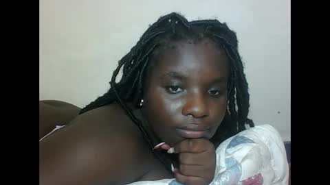 Snapshot of hotebbbyy chatting on November 2025 12:40:02 PM EBBY online show from November 2025 12:40:02 PM