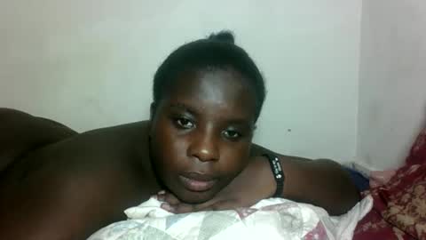 Snapshot of hotebbbyy chatting on November 2025 04:18:01 PM EBBY online show from November 2025 04:18:01 PM