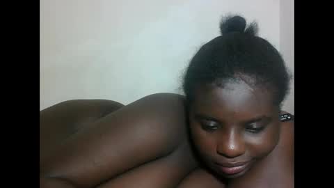 Snapshot of hotebbbyy chatting on November 2025 04:44:02 AM EBBY online show from November 2025 04:44:02 AM